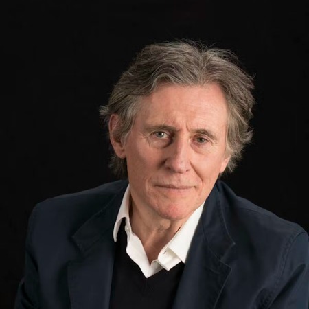 Gabriel Byrne