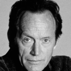 Lance Henriksen