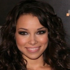 Jessica Parker Kennedy