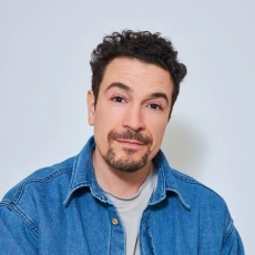 Yacine Belhousse