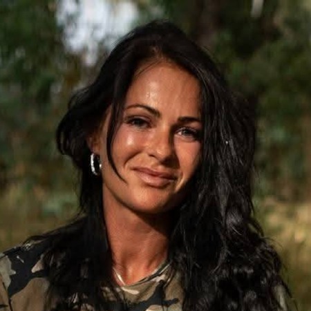 Claire AREBI
