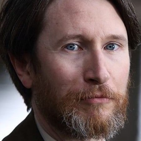 Jonathan Aris