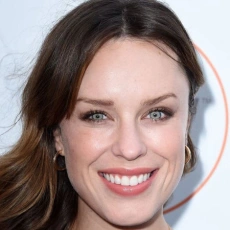Jessica McNamee