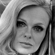 Lynda Day George
