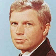 Hardy Krüger