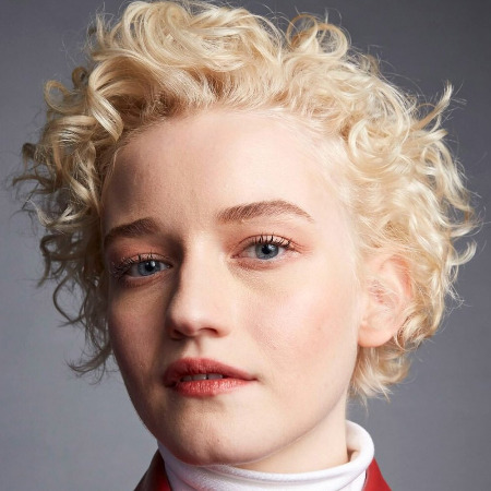 Julia Garner