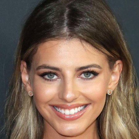 Eliana Jones