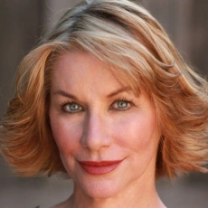 Caroline Williams