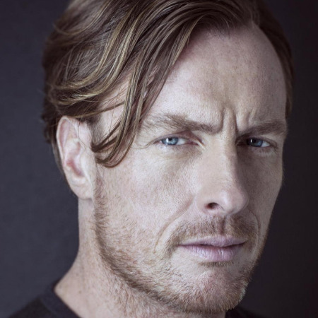 Toby Stephens