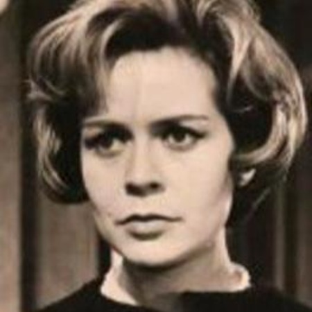 Montserrat Julió