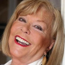 Teresa Gimpera