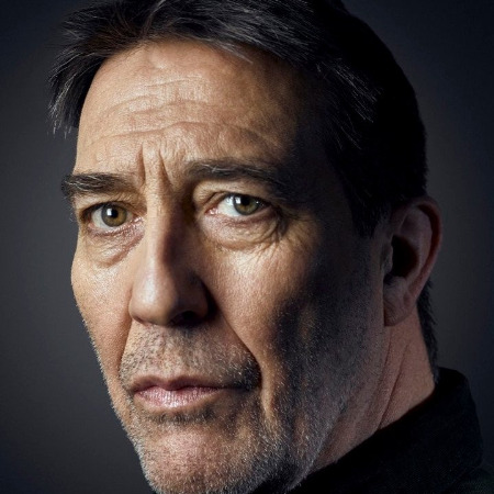 Ciarán Hinds