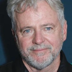 Aidan Quinn