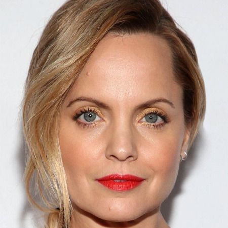 Mena Suvari