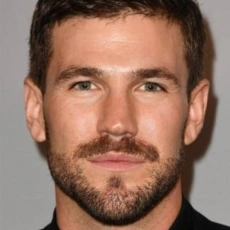 Austin Stowell