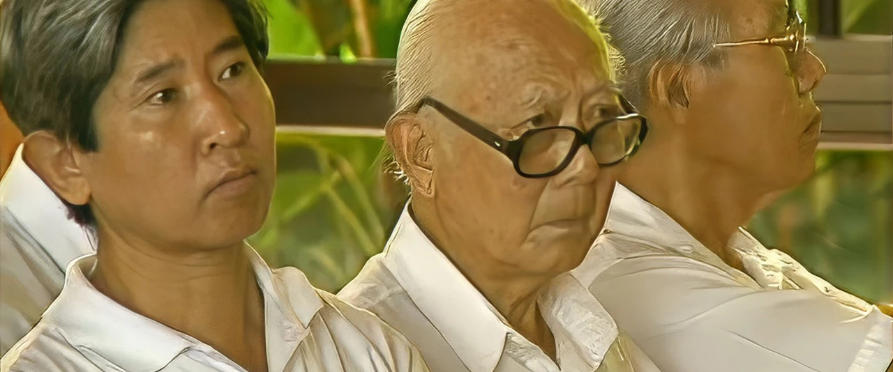 Regards - ...L'eau, le sang et le Saint-Esprit