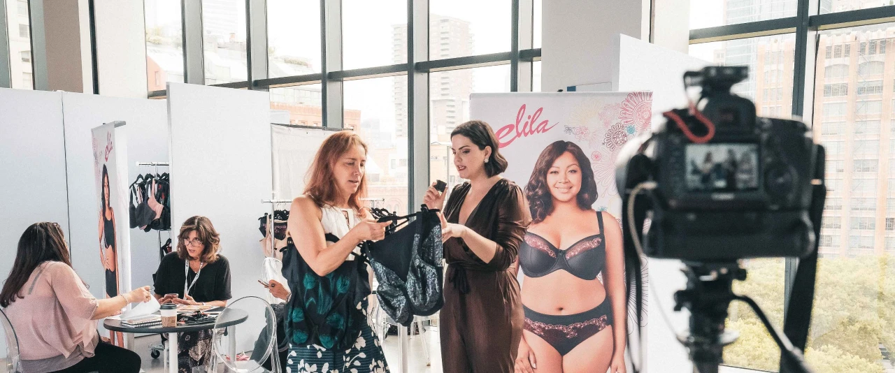 Kimmay Caldwell Chats with Ellen Jacobson of Elila