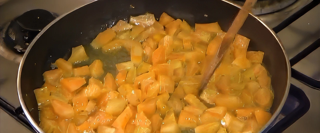 Une île, un accueil, une table à Huahine - Clafoutis aux caramboles