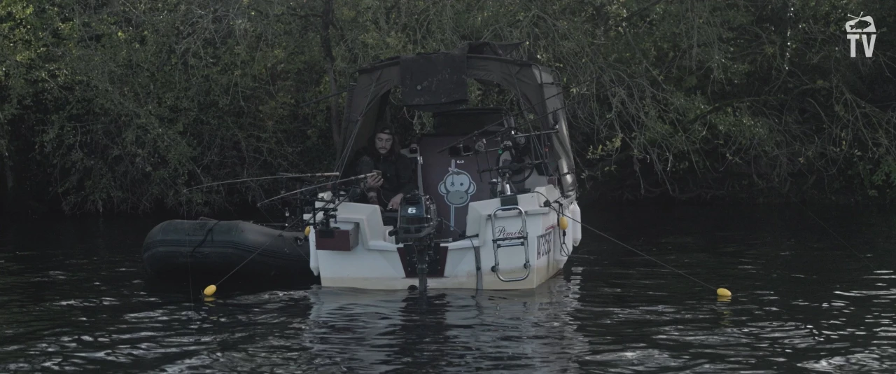 TEMPÊTE SUR LA RIVIÈRE