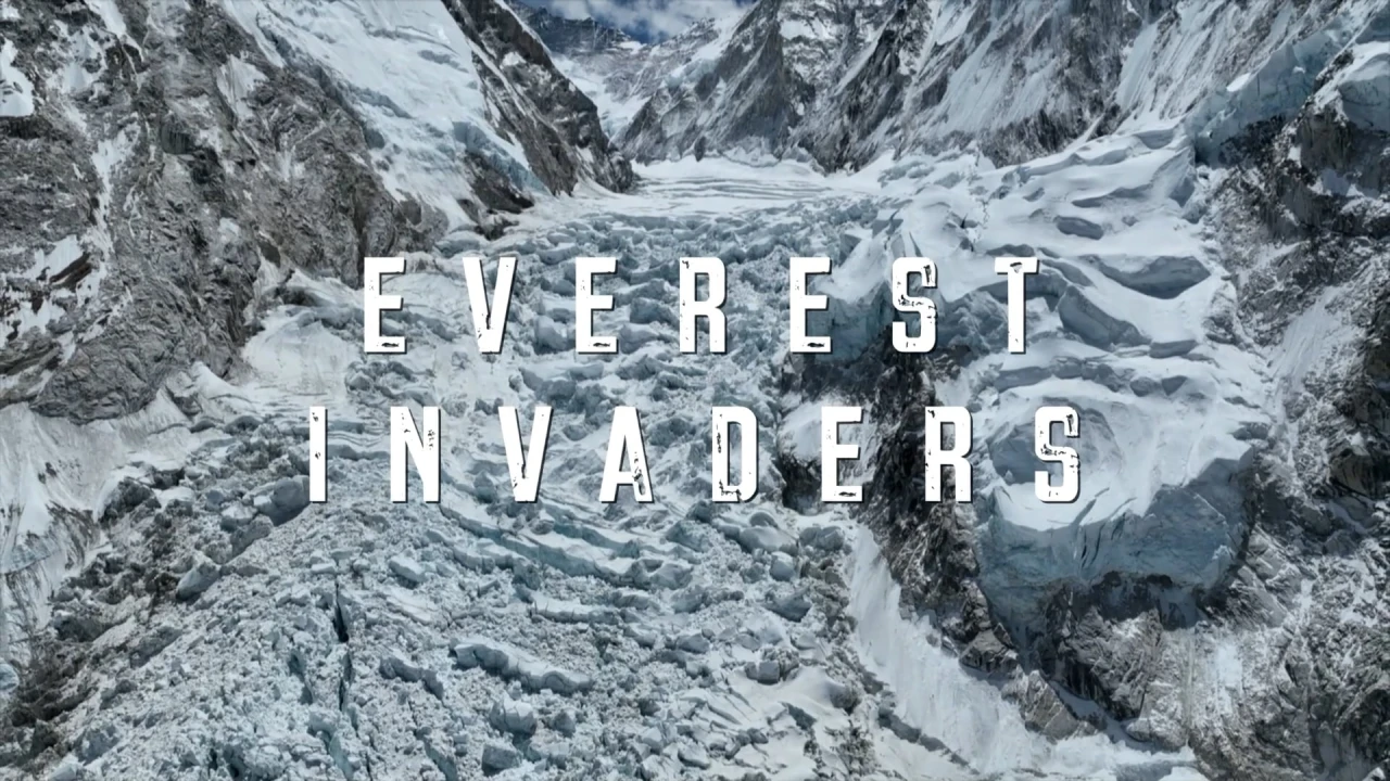 Everest Invaders – A l’assaut de la plus haute poubelle du monde