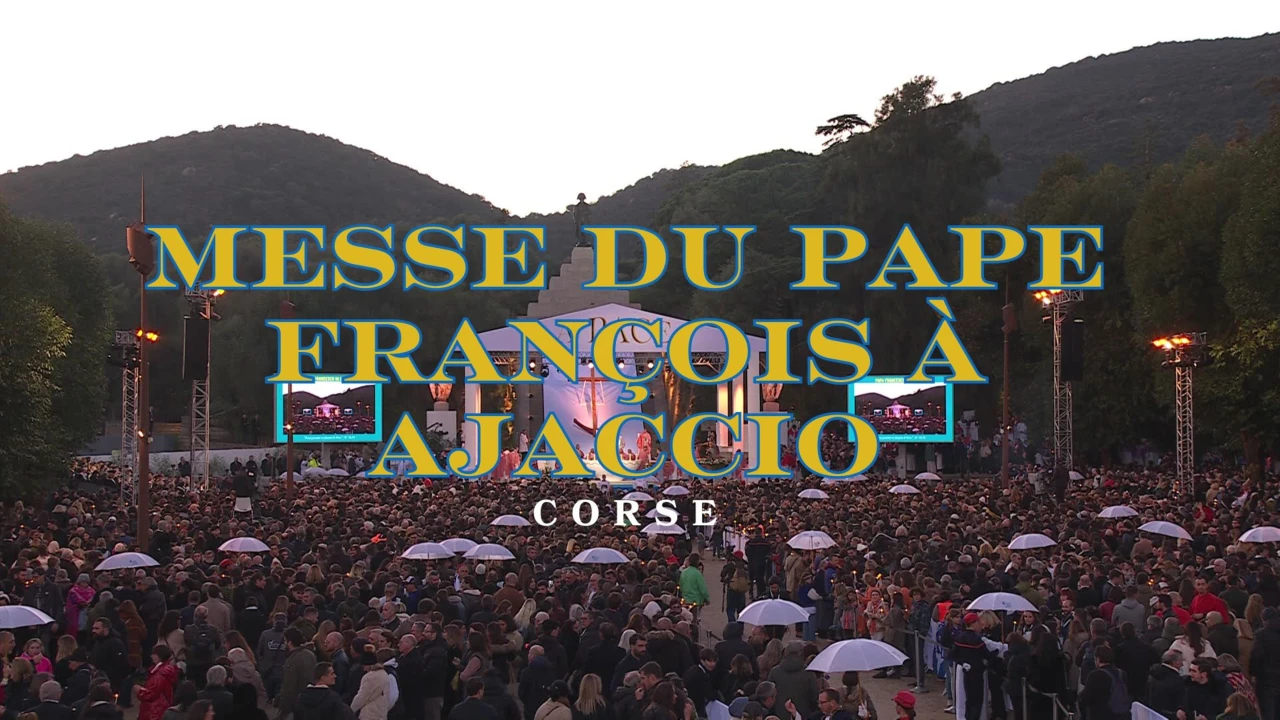 Messe du pape François au théâtre de verdure du Casone à Ajaccio