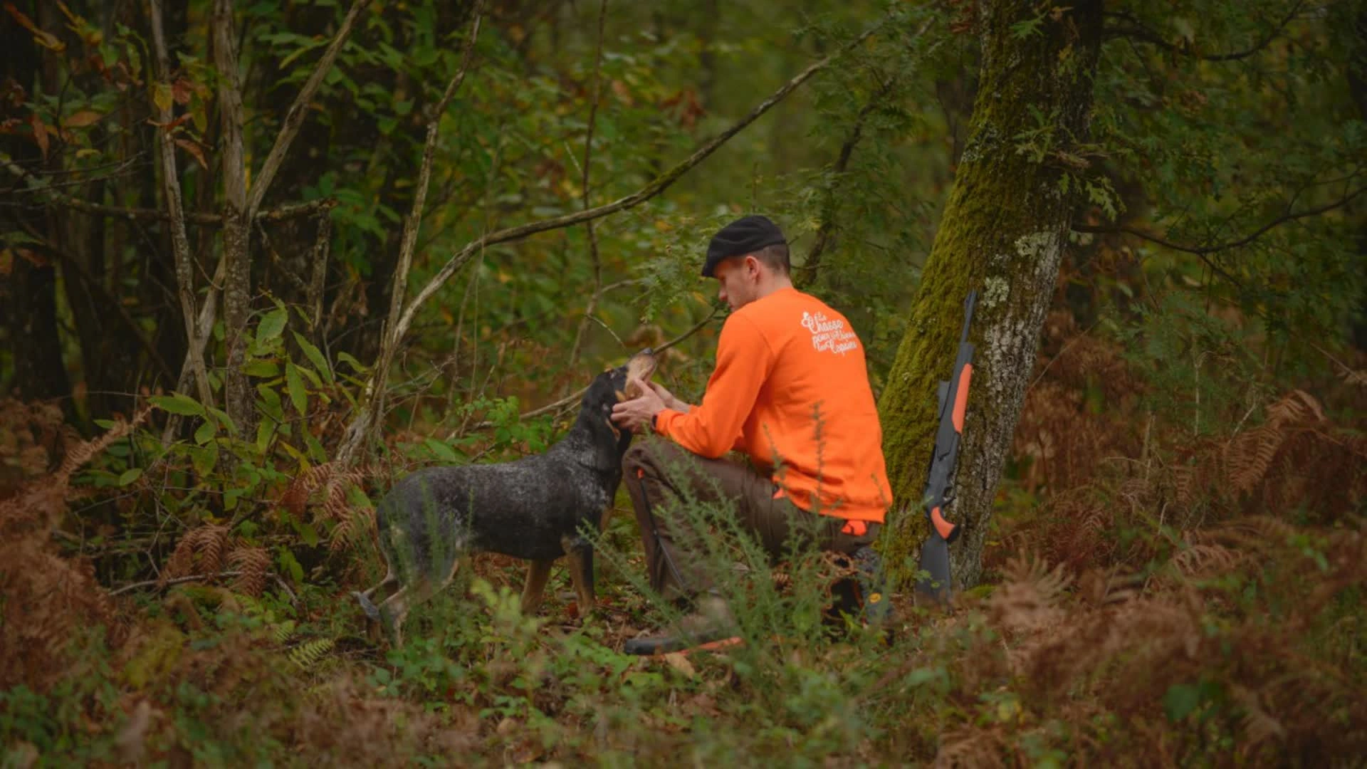 La Chasse pour le Chien et les Copains : Pour l'amour du chien (épisode 1)