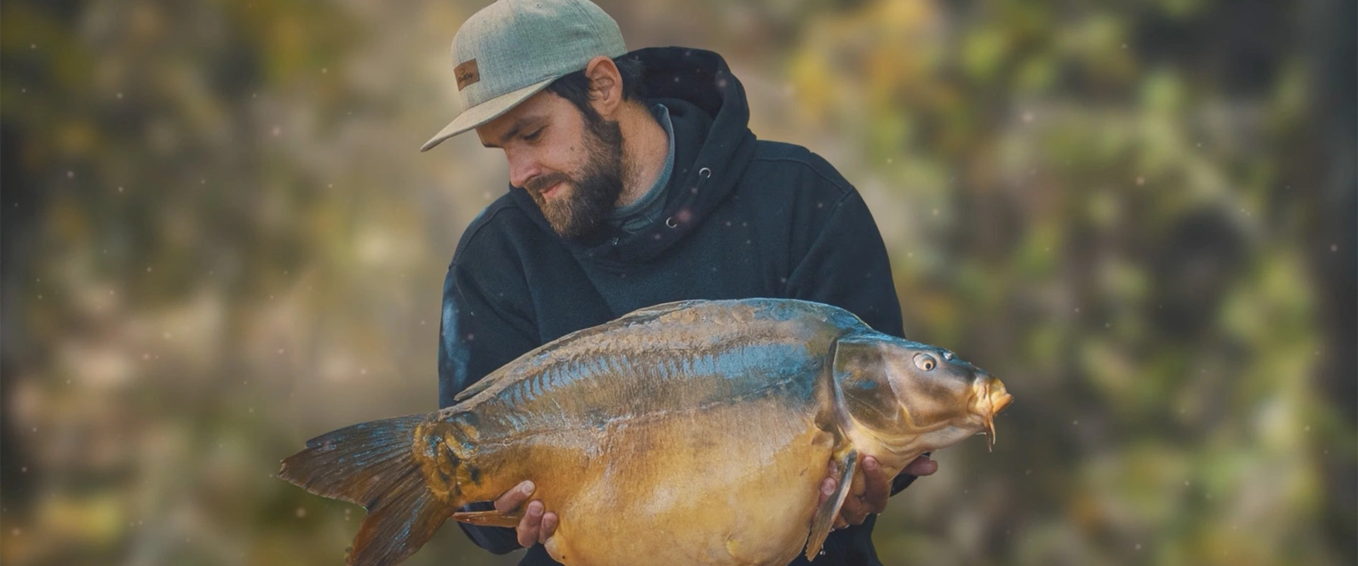 Carp Follow - Lac SZÜCSÏ