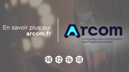 Arcom - campagne signalétique jeunesse 8-10