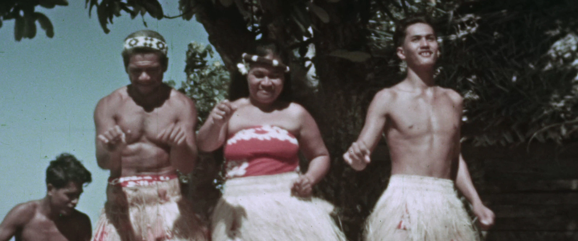 Films de Douglas Campbell - Tiurai 1937 - Trio père, mère & fils à Moorea