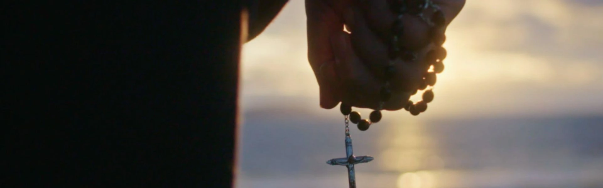 Le Prêtre du rosaire