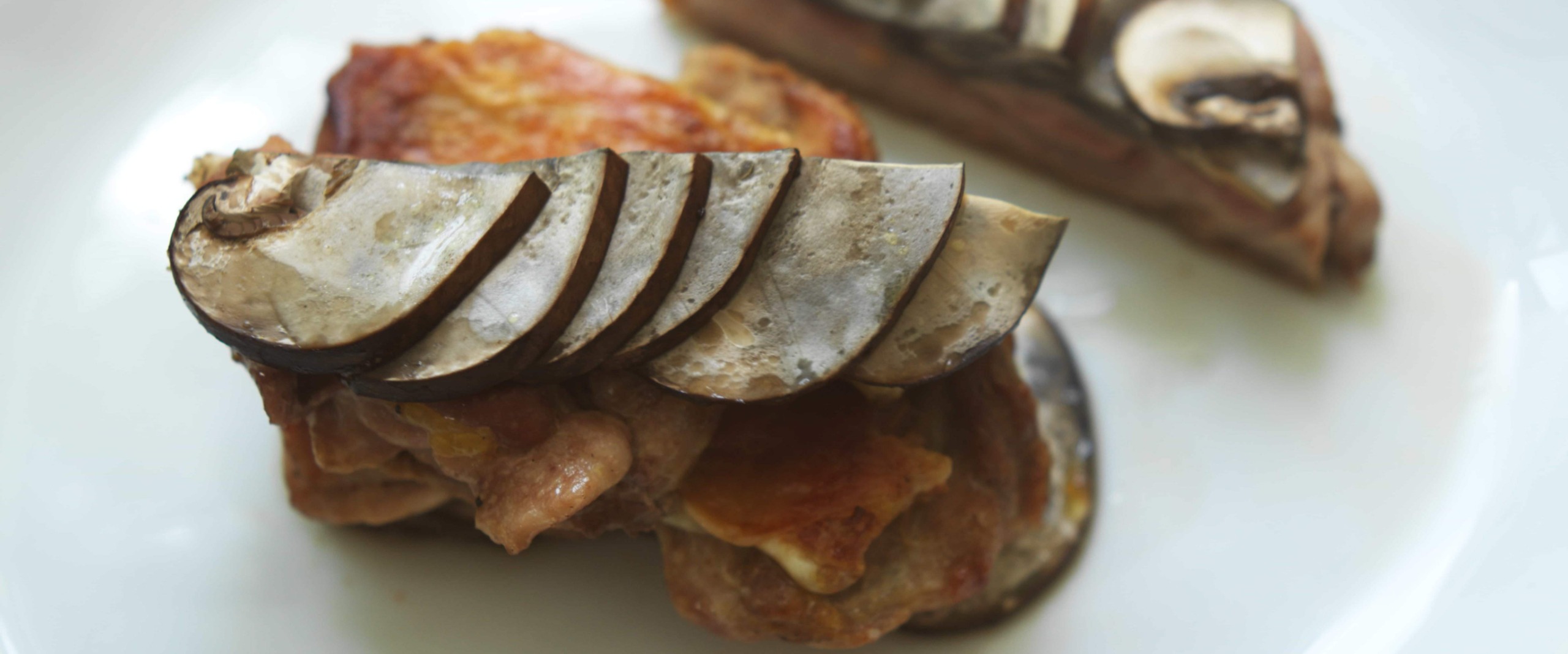 Haut de cuisse à l'unilatéral