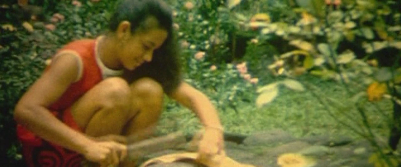 Fabrication du tapa à Fatu Hiva