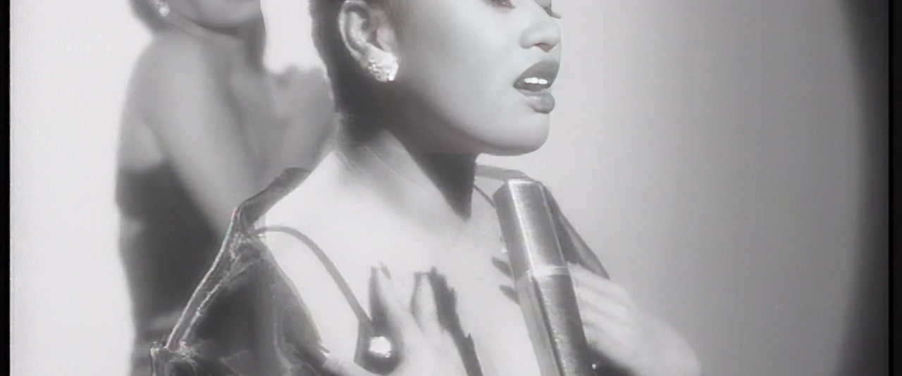 Lynda - Il me dit que je suis belle