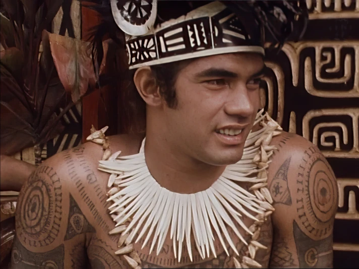 Tatouage avec Tavana Salmon & Teve