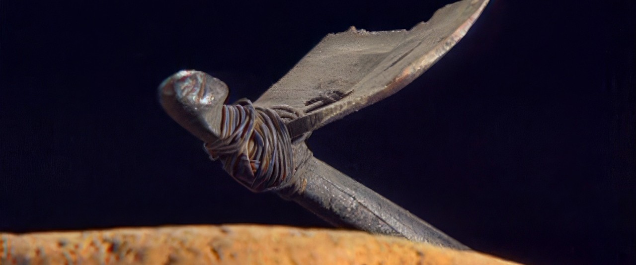 Te faufaa tupuna - Peigne à tatouer