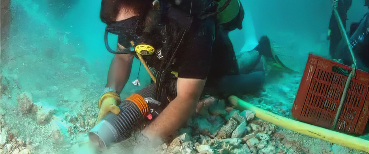 Hiro'a - Vanikoro 2008 - Le dernier voyage de Lapérouse avec Robert Veccella