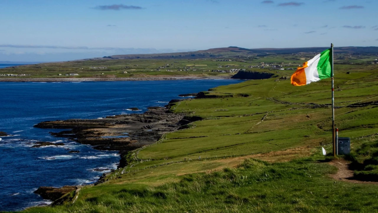 Le Magazine du Jour du Seigneur - Émission spéciale Irlande - Ta foi t'a sauvé - Retrouver confiance en l'Église