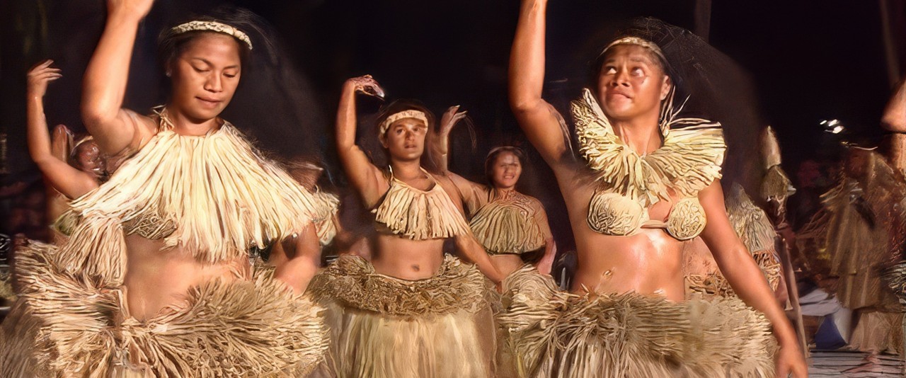 Heiva i Tahiti 1995 - Tamariki Oparo - 5ème Prix Hura  avatau