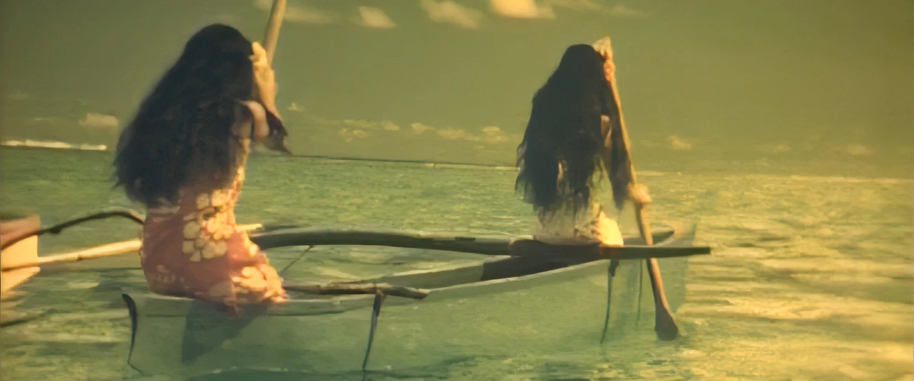 Collection HD - Tahiti Films - Vahine et tane en pirogues