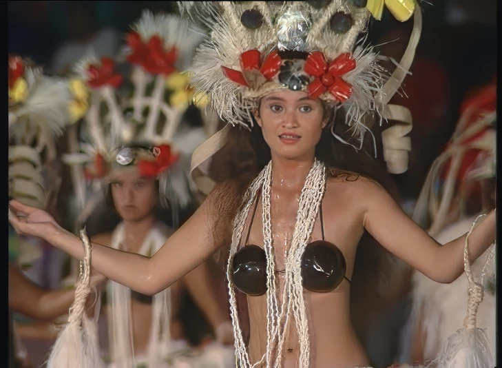 Heiva i Tahiti 1993 - Kei Tawhiti - 1er Prix Hura avatau (version longue)