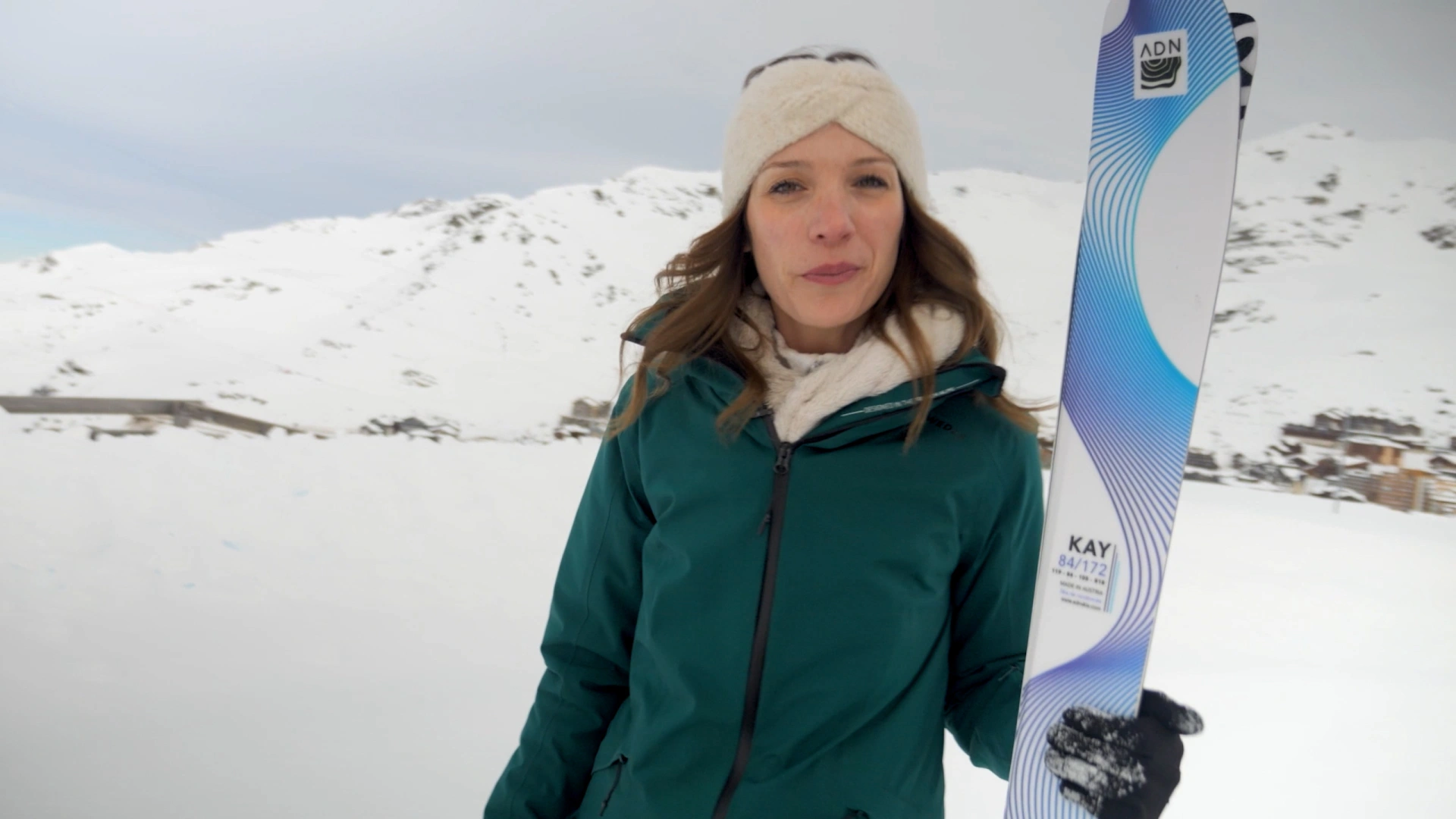 Camille Lambert nous présente ADN SKIS, le futur du recyclage des skis