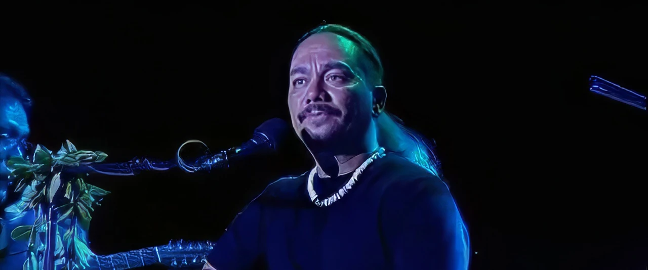 Keali'i Reichel - Live in Tahiti - Mele aka pu'uwai