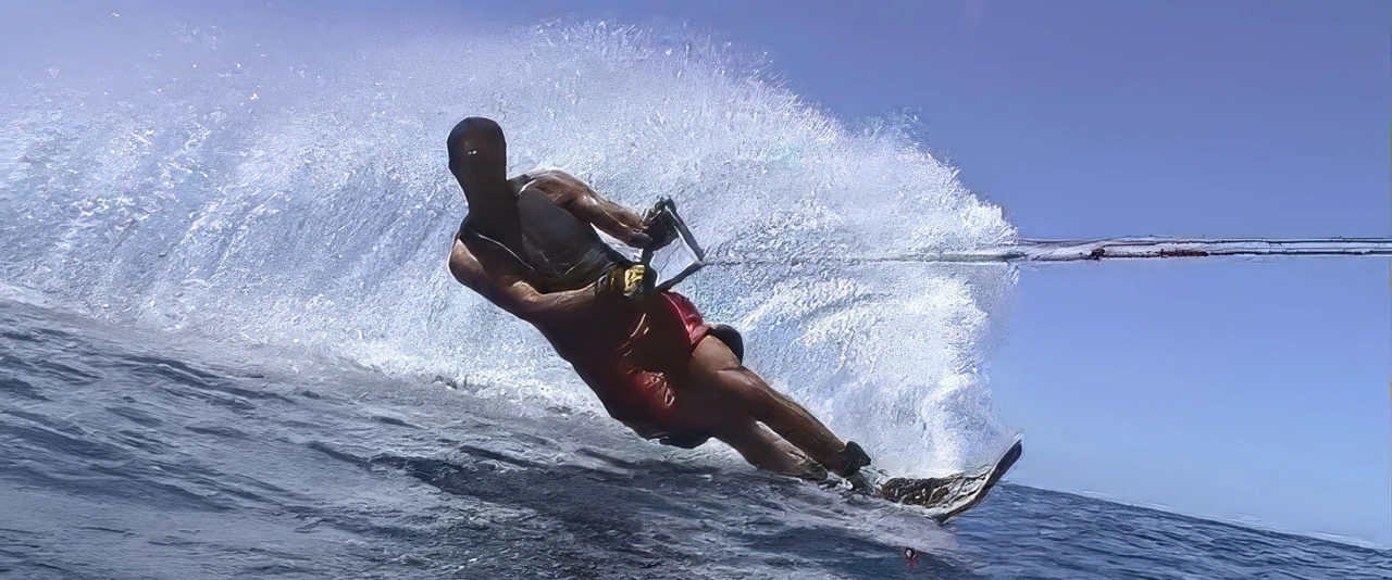 Ecran Glisse - Gros plan sur Arnaud Pluviaud - Ski nautique